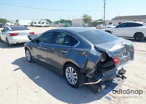 2016 Nissan Altima 2.5/2.5 S/2.5 Sl/2.5 Sr/2.5 Sv z USA, uszkodzony, nr VIN 1N4AL3AP0GN307843